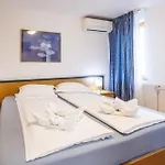 Vegov Hram Dol pri Ljubljani