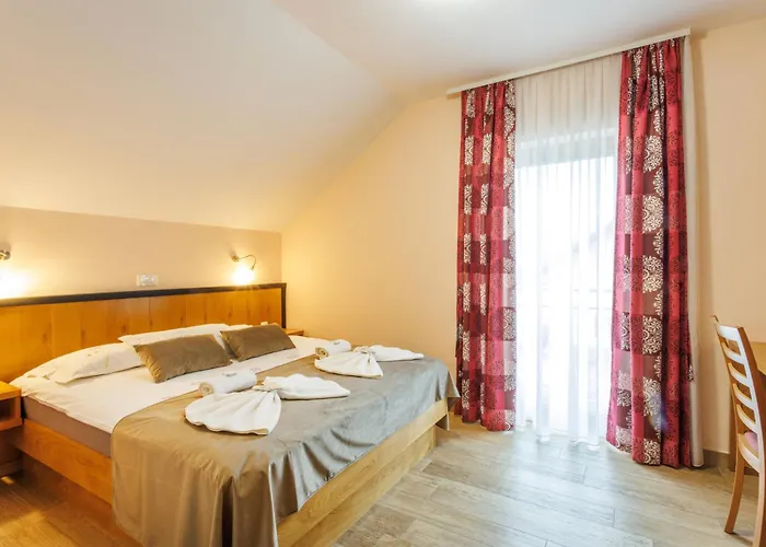 מלון Vegov Hram Dol pri Ljubljani