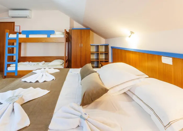 Vegov Hram 3* Dol pri Ljubljani