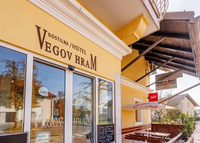 מלון Vegov Hram Dol pri Ljubljani